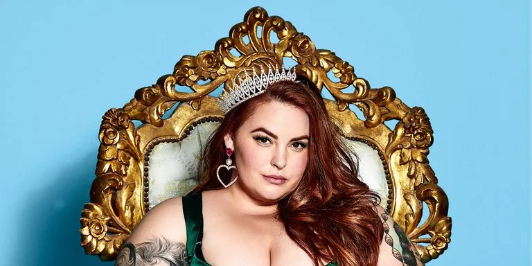 Plus size model Tess Holliday stars on the cover of Cosmo UK