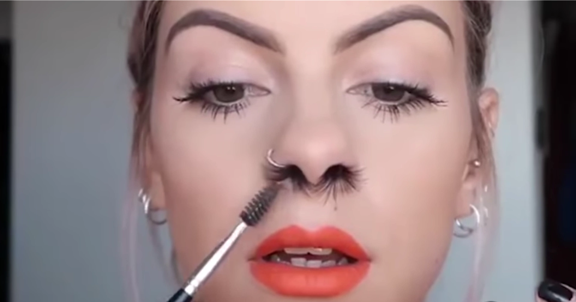 Nose hair extensions and ear makeup: the 15 weirdest beauty trends in history