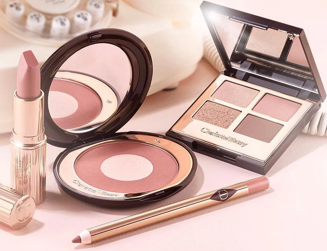 You can now have a full face of Charlotte Tilbury Pillow Talk