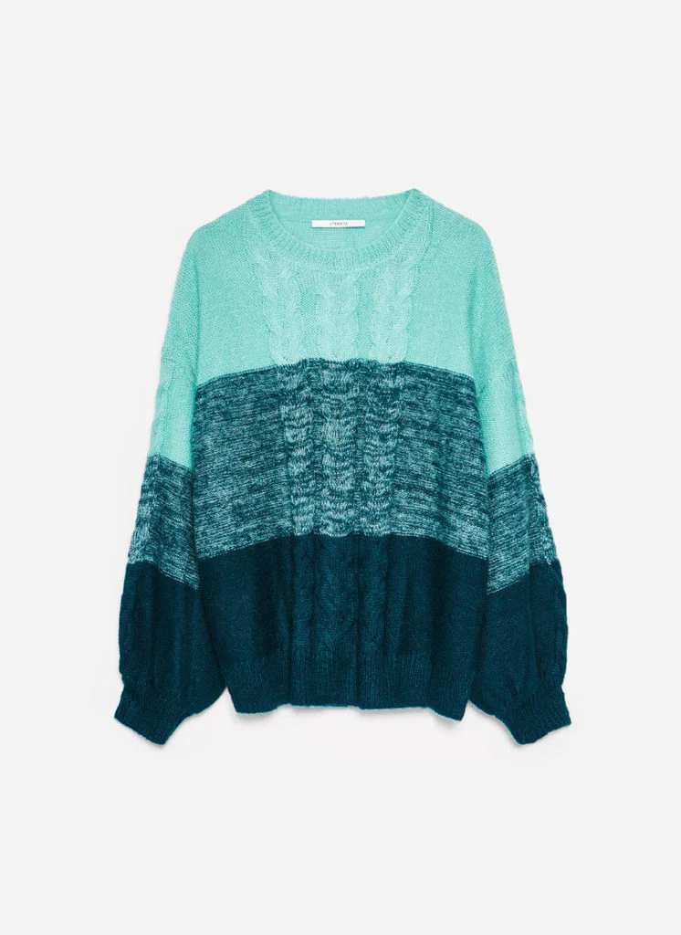 Three-tone sweater, €115 at uterque.com