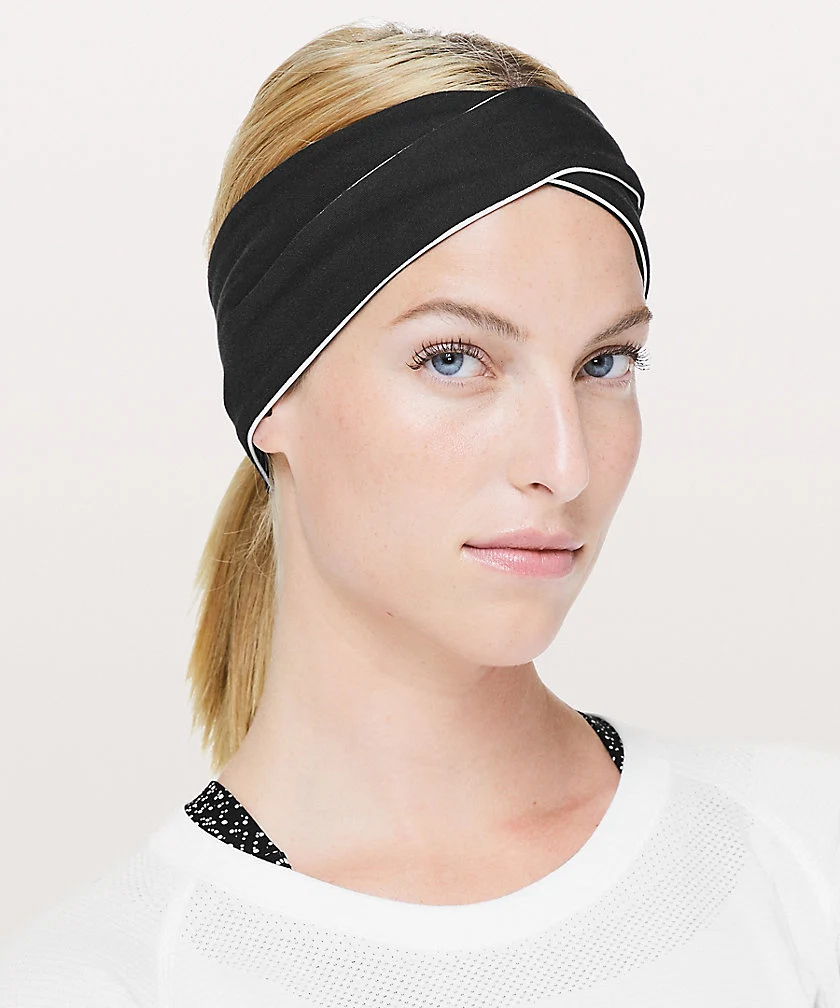 Cross chill run earwarmer, €28 at lululemon.com