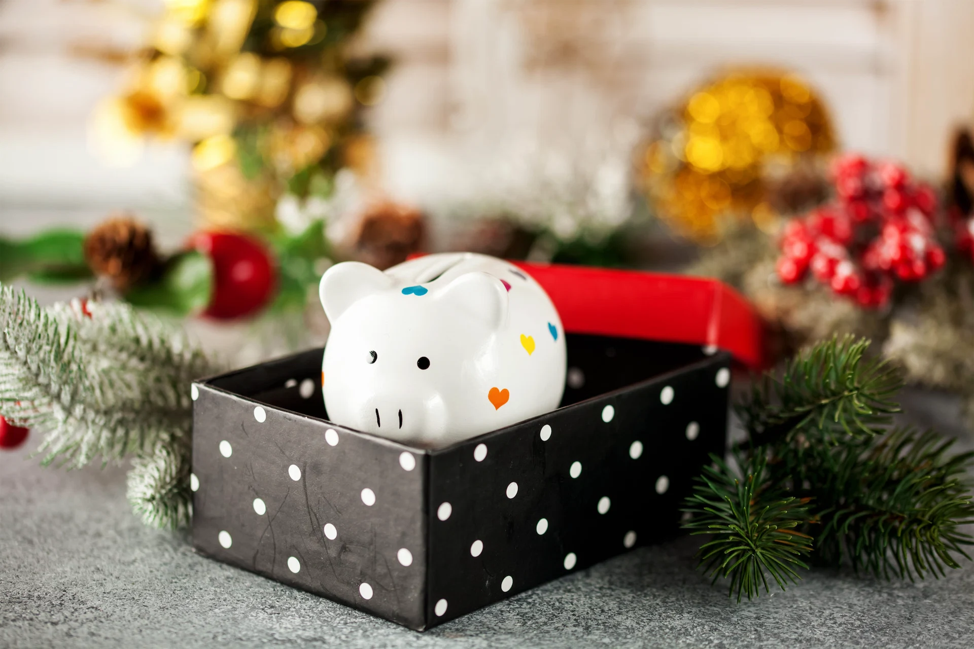 5 simple ways to help you budget in the run up to Christmas