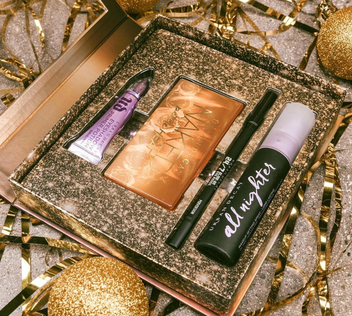 Future Icon: Which Urban Decay product beats the Naked palettes hands down? Future Icon: Which Urban Decay product beats the Naked palettes hands down?