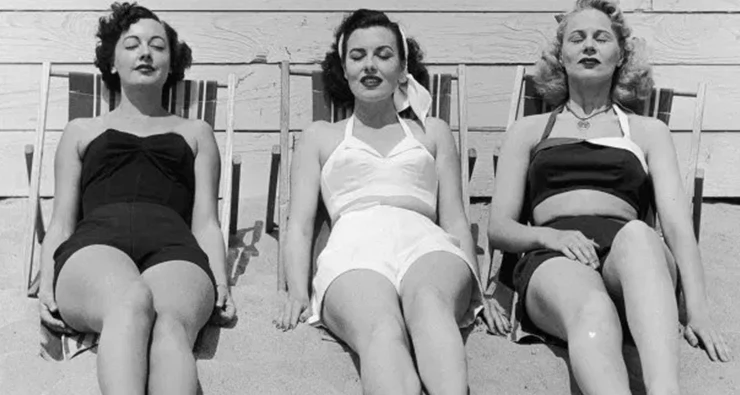 Christmas abroad? Here’s what to pack for a stylish winter sun getaway