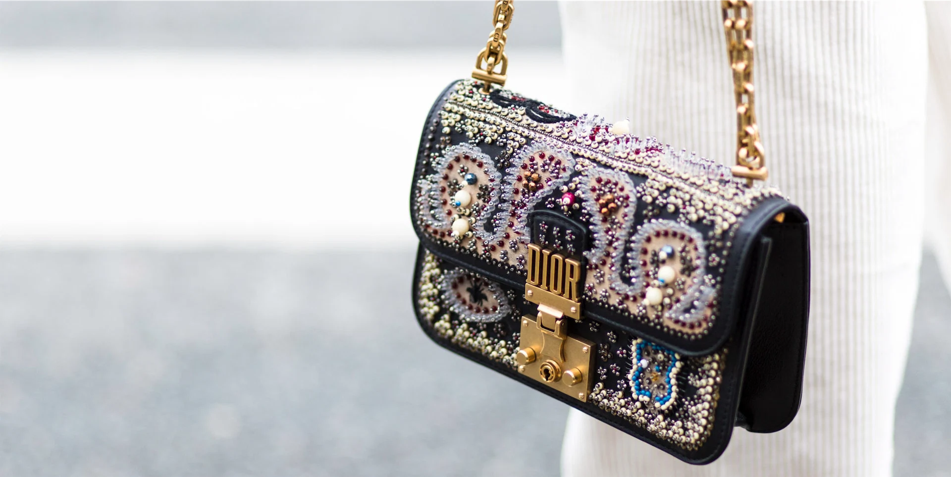 Eight chain-strap bags to beat the January woes