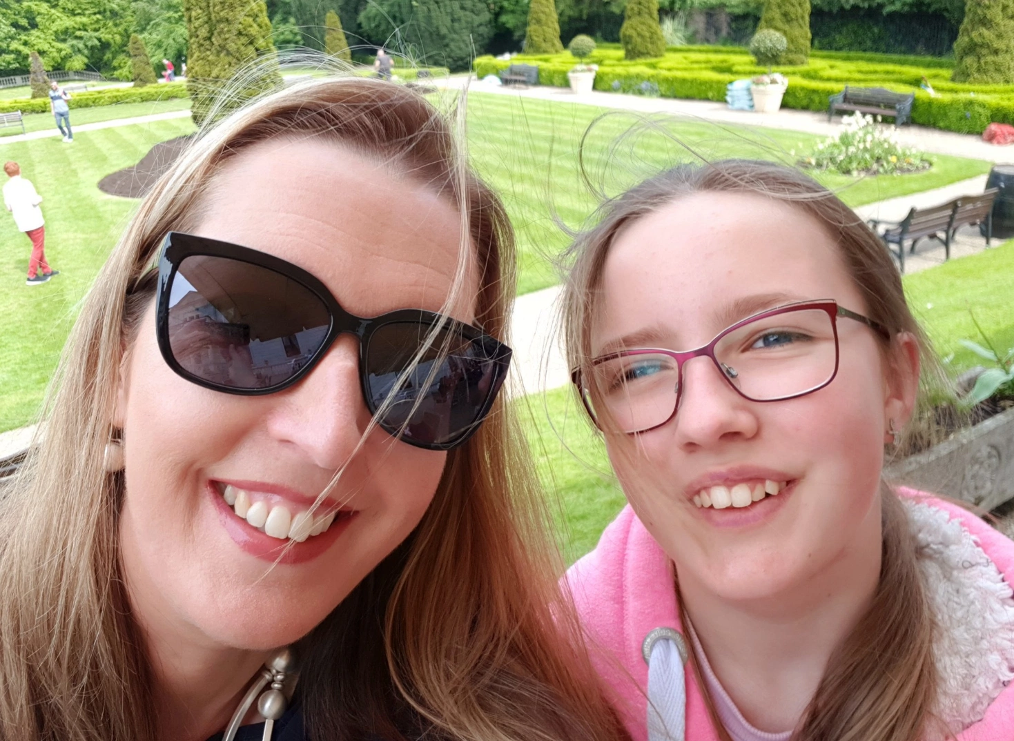 Vicky Phelan and daughter Amelia via Twitter