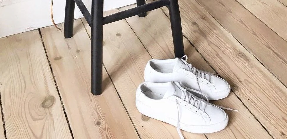 How to style white trainers in spring