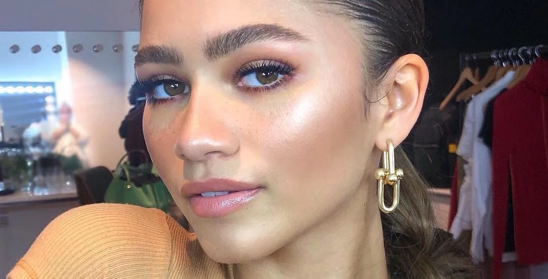 Over-plucked? Here’s how to encourage your natural eyebrows to grow