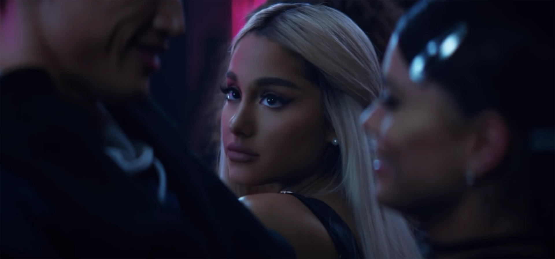 Ariana Grande’s make-up artist used this €4.95 eyeliner for her new music video
