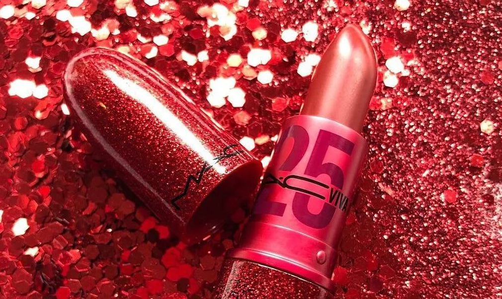 Can we talk about… the 25 year anniversary edition of MAC Viva Glam Lipstick