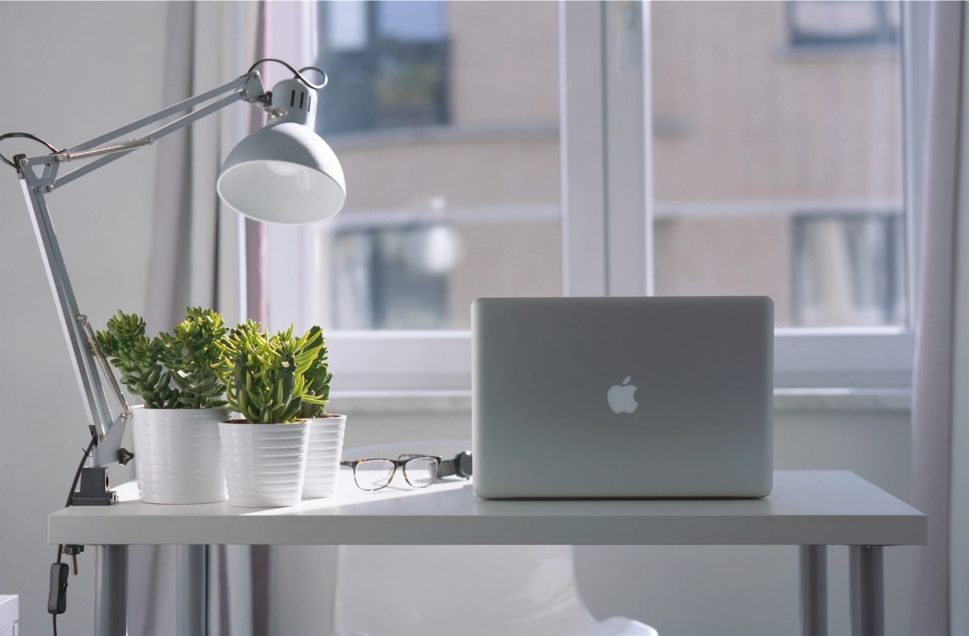 Job Fairy- Senior Designer at Cara Magazine