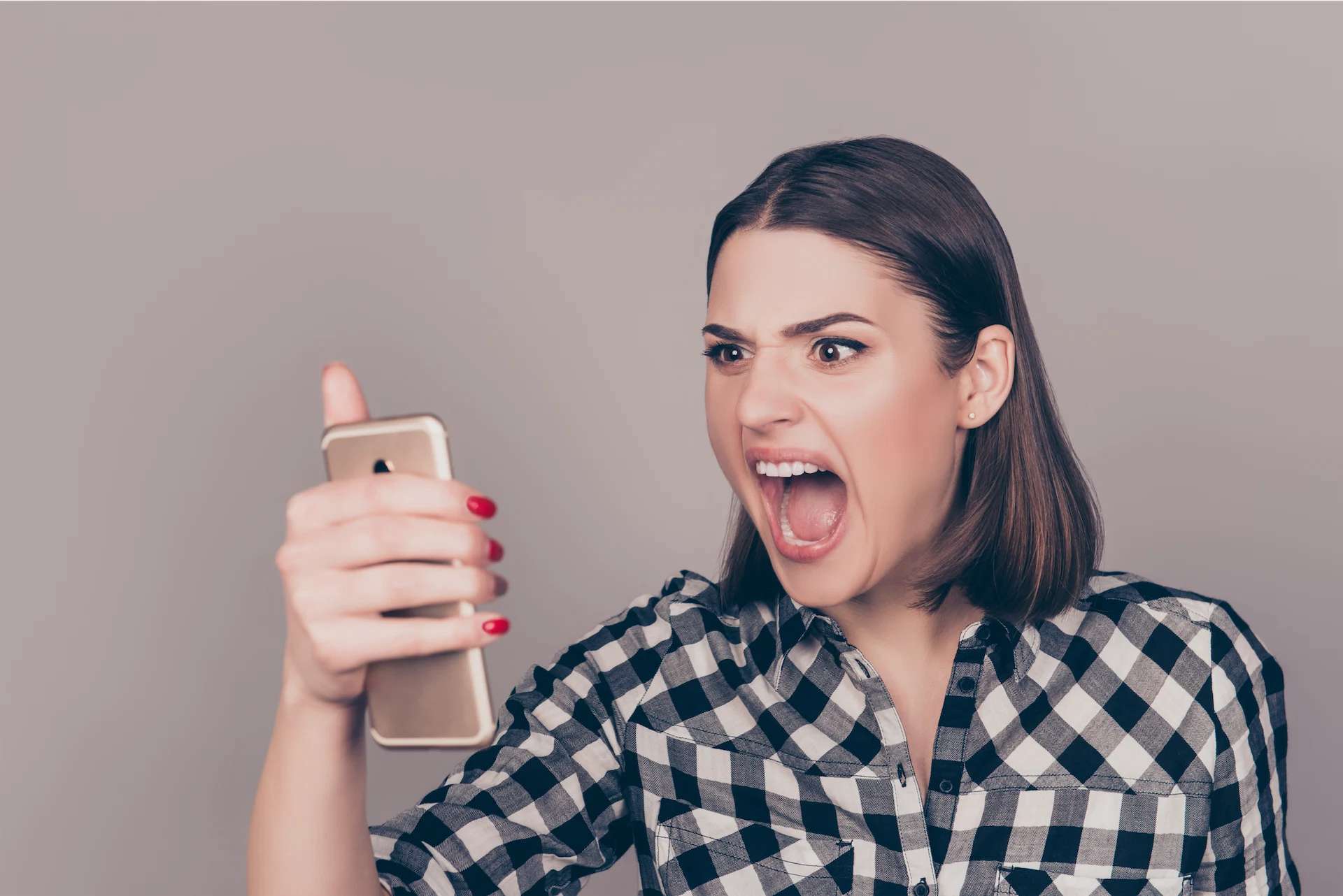WhatsApps, texts and emails: Are you an instant replier or do you wait for days? WhatsApps, texts and emails: Are you an instant replier or do you wait for days?