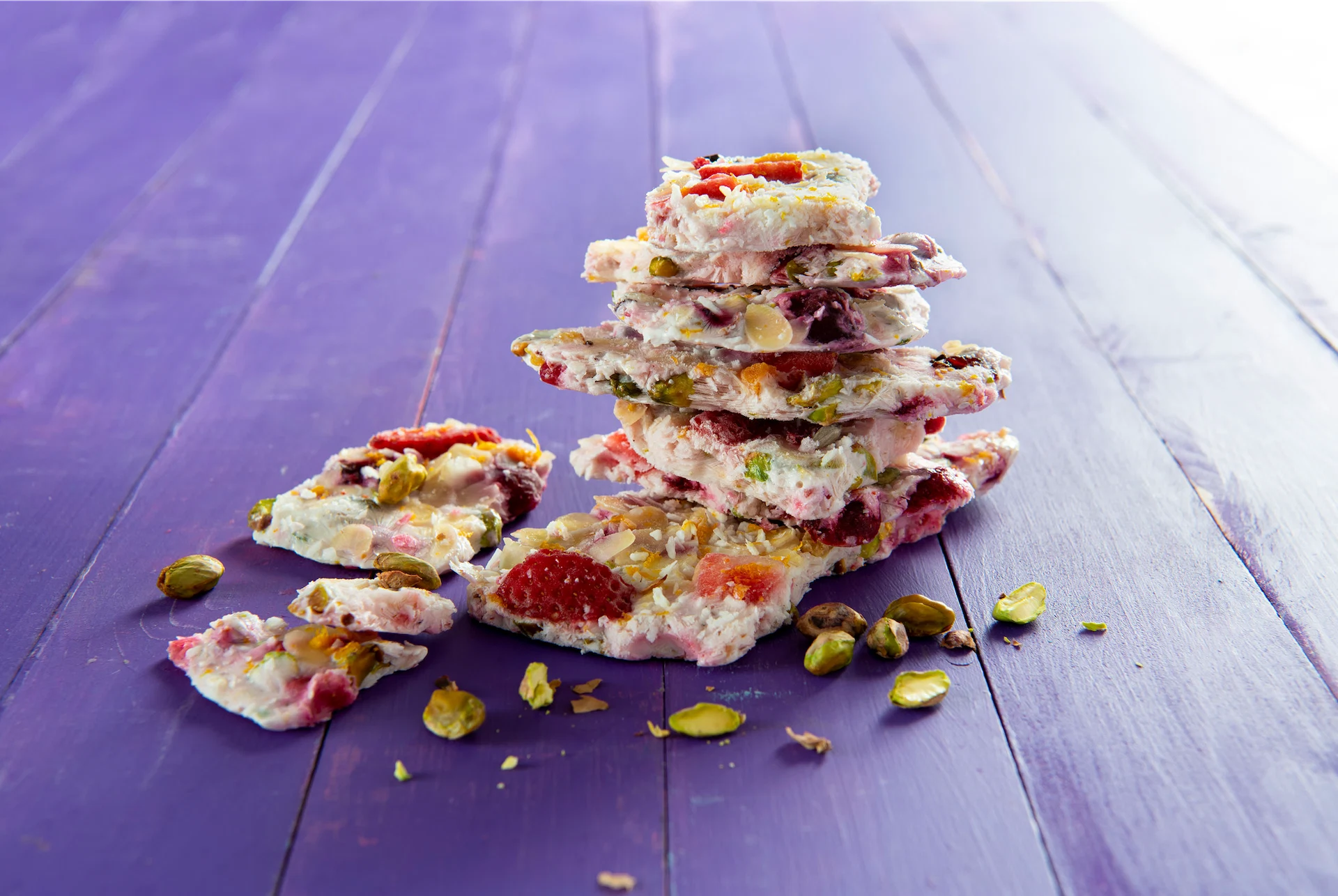 Healthy, simple homeschooling treats: frozen yoghurt bark Healthy, simple homeschooling treats: frozen yoghurt bark