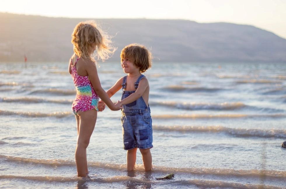 The startling difference between raising boys and raising girls