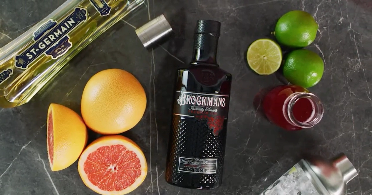 This fruity gin cocktail is the perfect recipe for the weekend