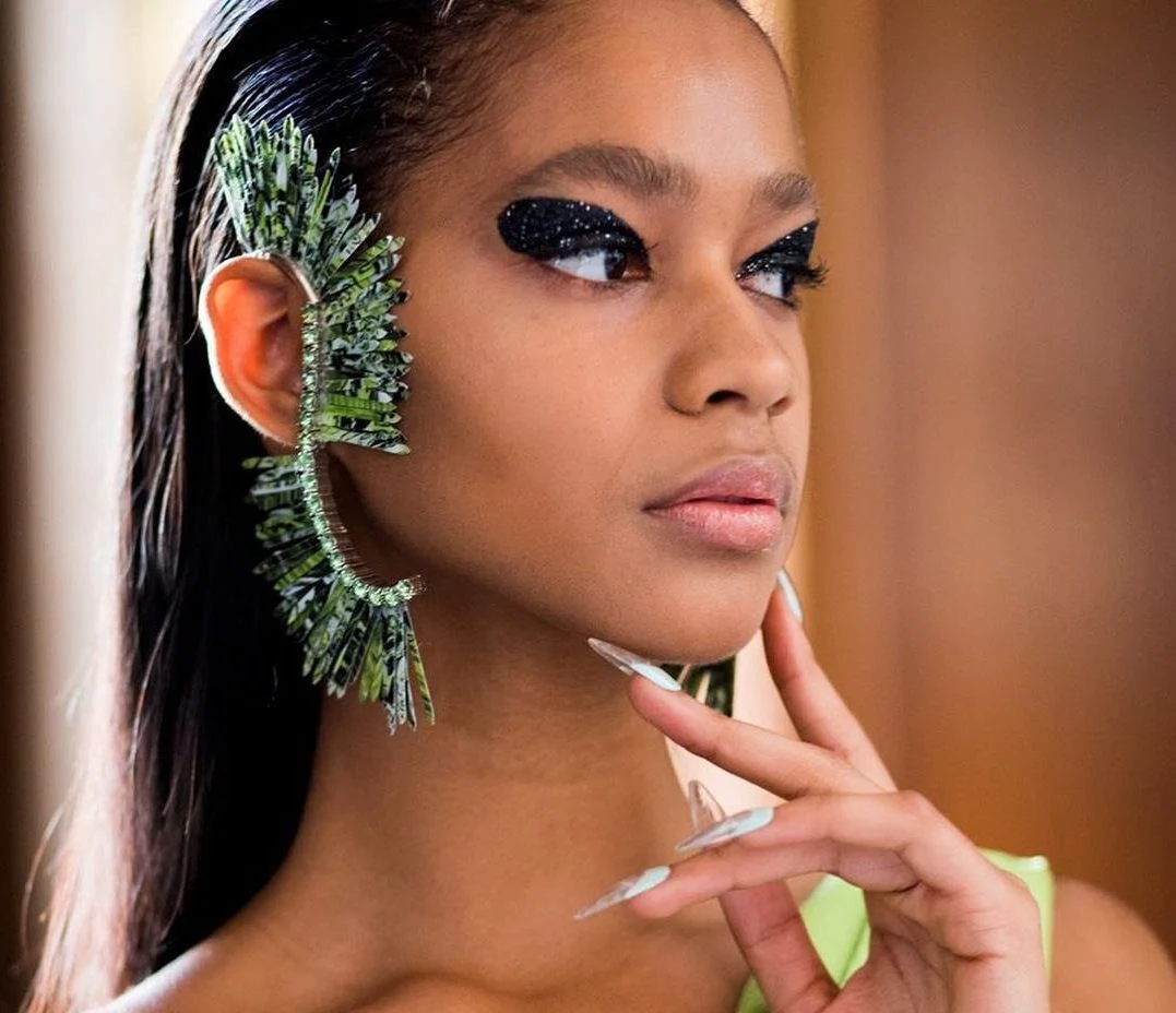 Clear nails are the next big nail trend