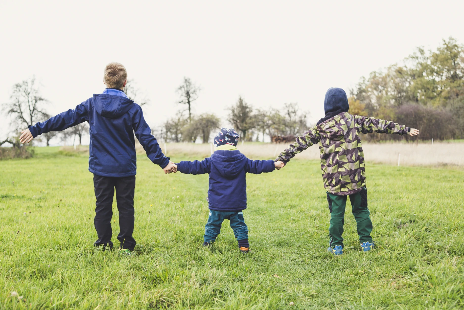 The psychology of being cushioned between siblings: Middle child syndrome explained