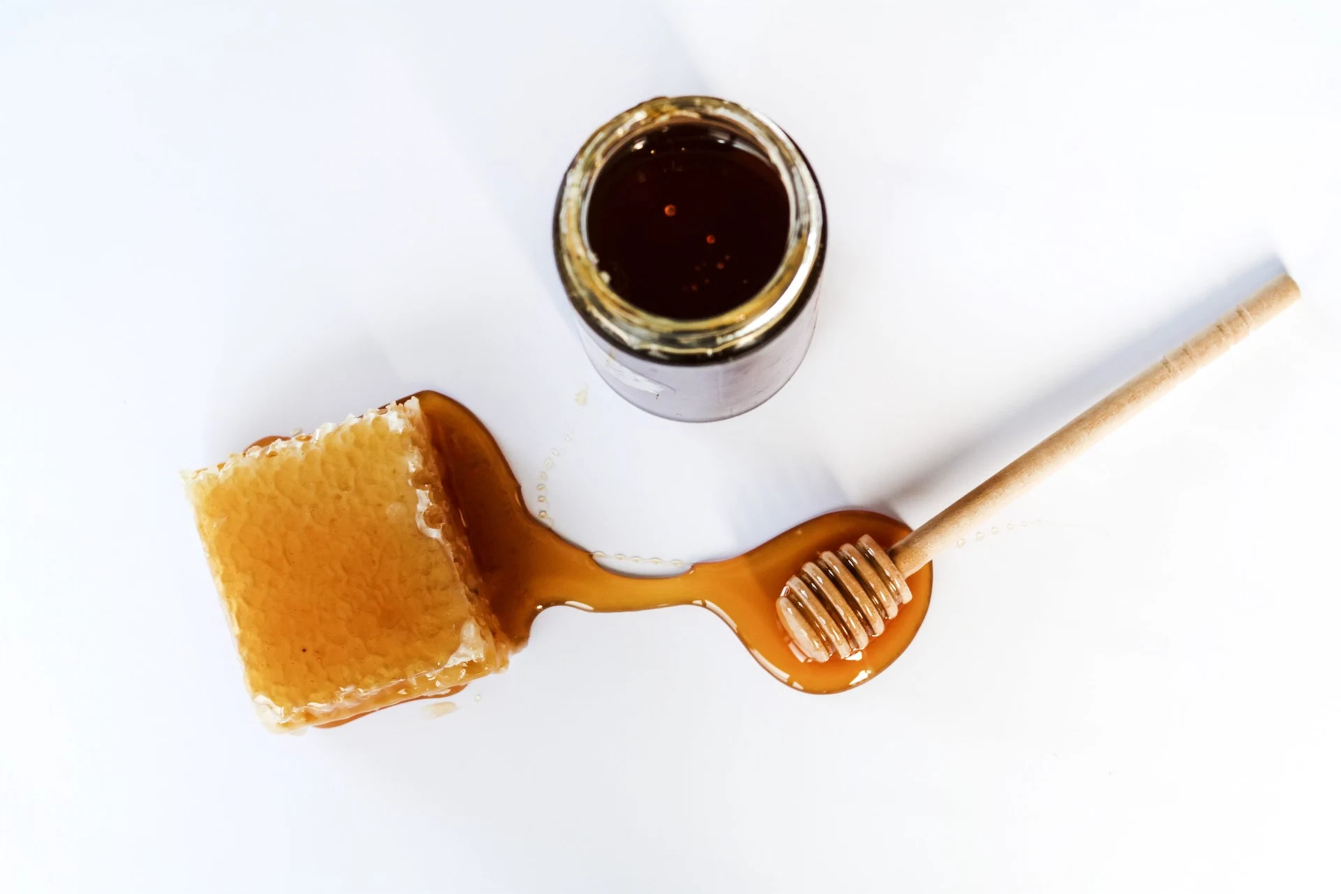 Hey, honey! Beauty is buzzing with honey-centric products right now Hey, honey! Beauty is buzzing with honey-centric products right now