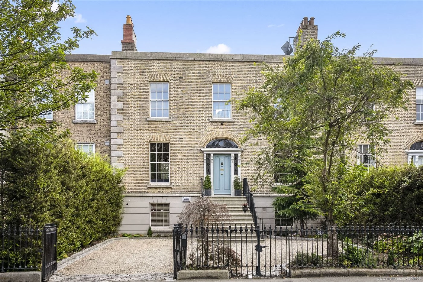 This chic and colourful period house in Rathmines is on the market for €1.6 million