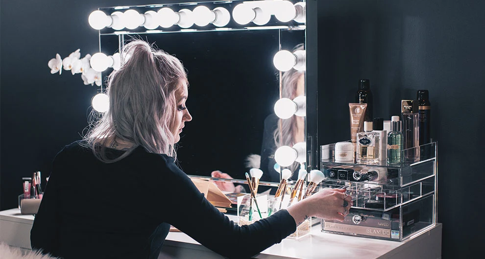 Win your own Glam Station worth over €560 so you’re always selfie-ready!