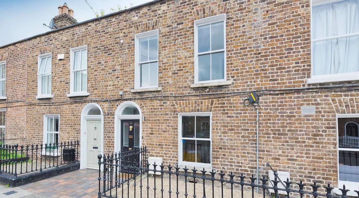 This refurbished house off Grand Canal Street will set you back €850K