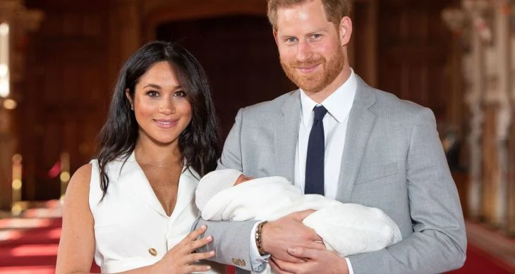 Breaking: Harry and Meghan to step back as senior royals Breaking: Harry and Meghan to step back as senior royals