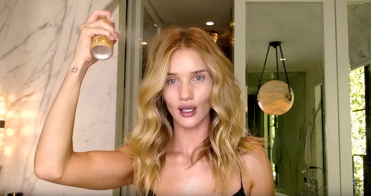 Watch Rosie Huntington-Whiteley’s step-by-step tutorial for beach waves