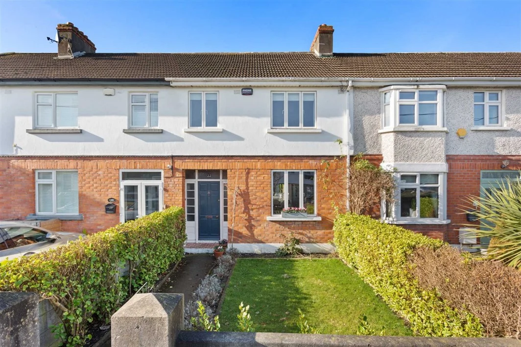This Killester terrace house (with a unique extension) is for sale for €450,000