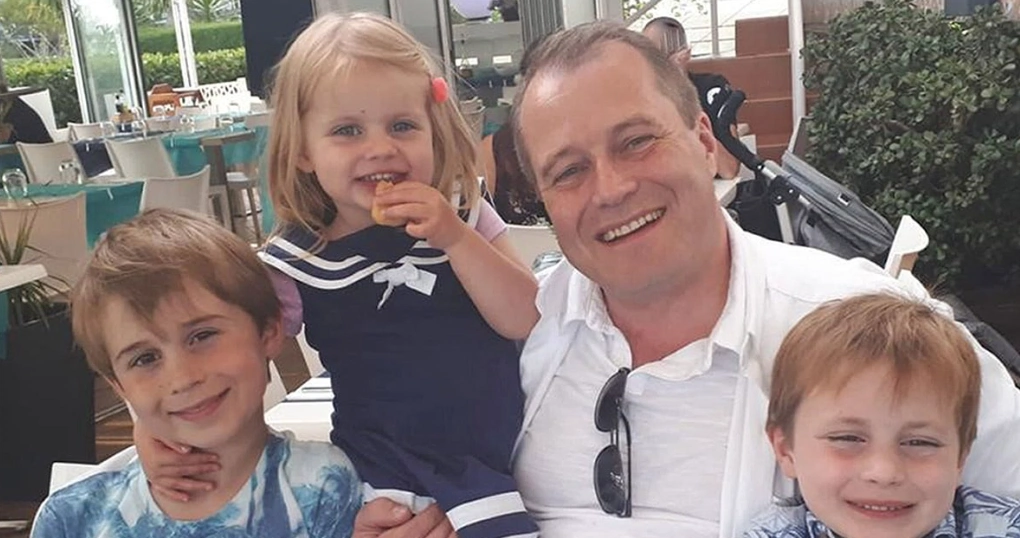 Grieving dad of young children killed in their Dublin home appeals for letters during isolation Grieving dad of young children killed in their Dublin home appeals for letters during isolation