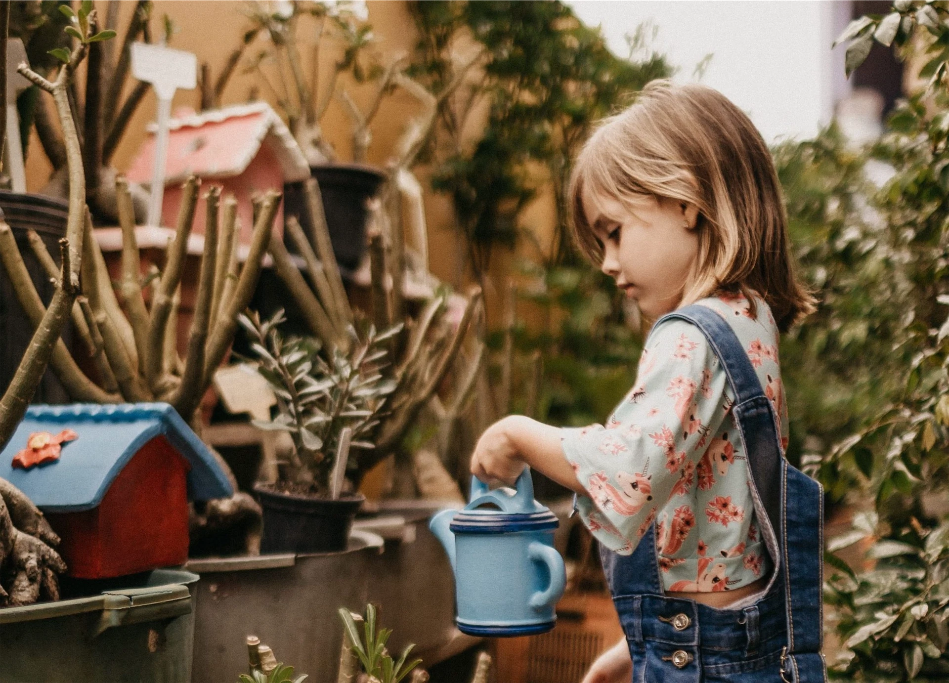 5 valuable lessons you can teach your children (that they won’t learn in school)