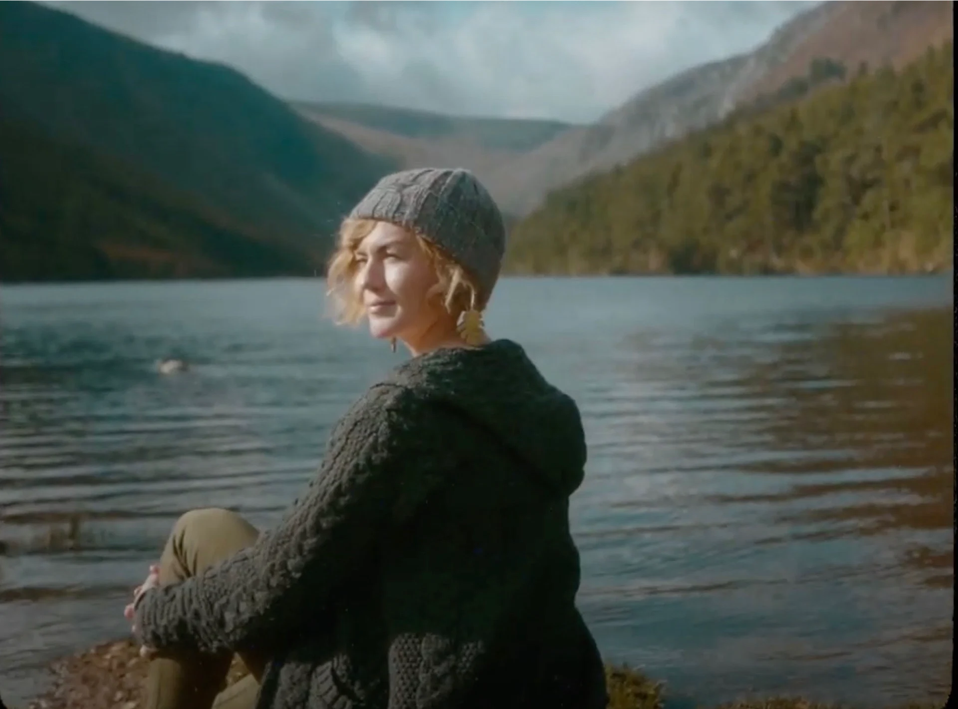 WATCH: This singer wrote a love letter to Ireland — and it’s heart-wrenchingly beautiful