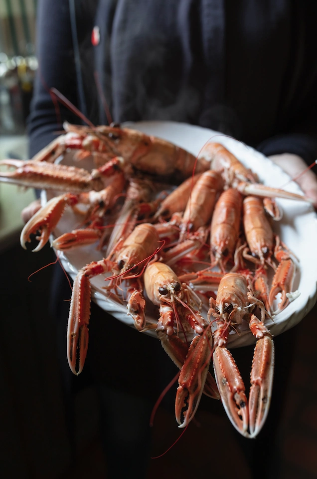 Date night treat: Dublin Bay Prawns with Garlic Butter/Béarnaise Sauce Date night treat: Dublin Bay Prawns with Garlic Butter/Béarnaise Sauce