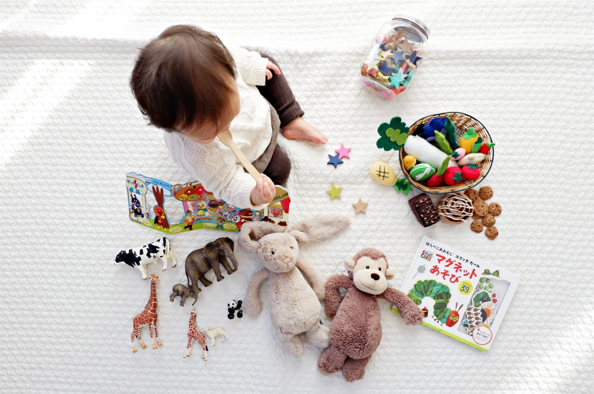 Australia announces free childcare for the next six months to help families through coronavirus