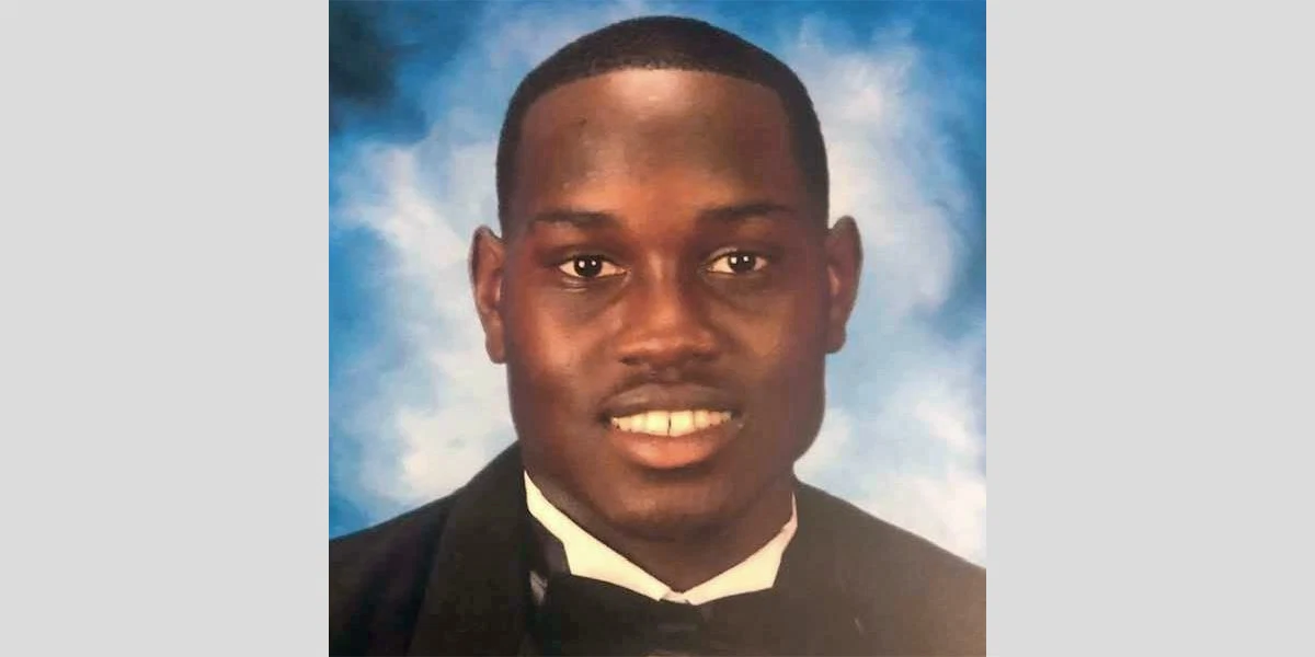 Ahmaud Arbery: The tragic story behind the photograph flooding our news feed