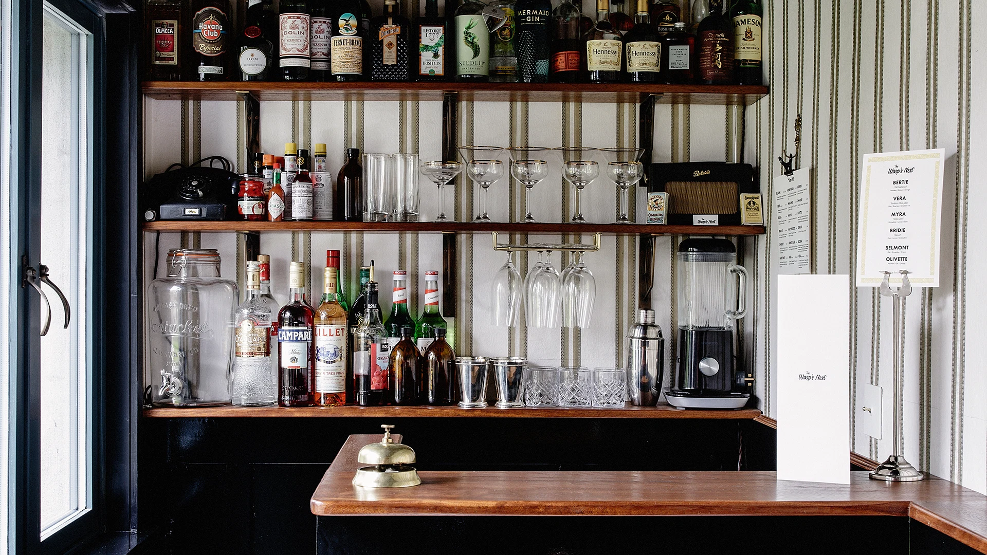 Ryan W Kennihan epub zoom background images