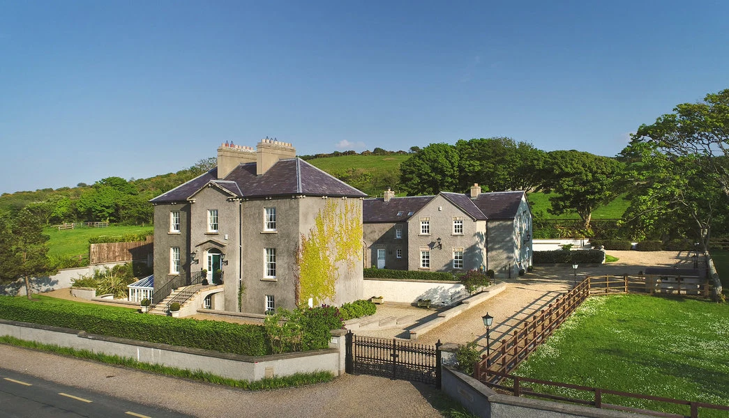 The Donegal seaside manor that supposedly inspired ‘Gone with the Wind’ is up for sale for €1.8 million