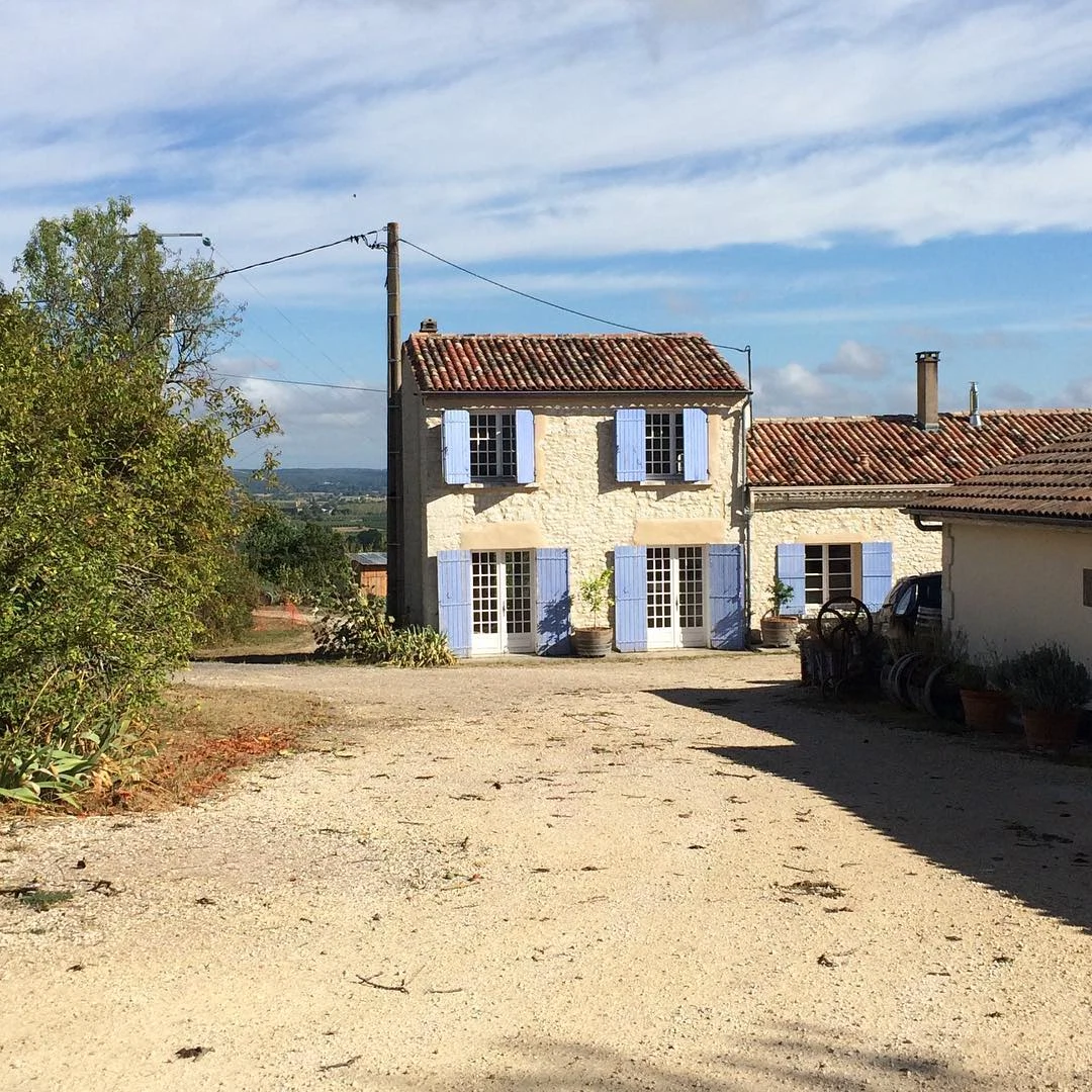 42971505_285350368969028_2644108410039042048_n