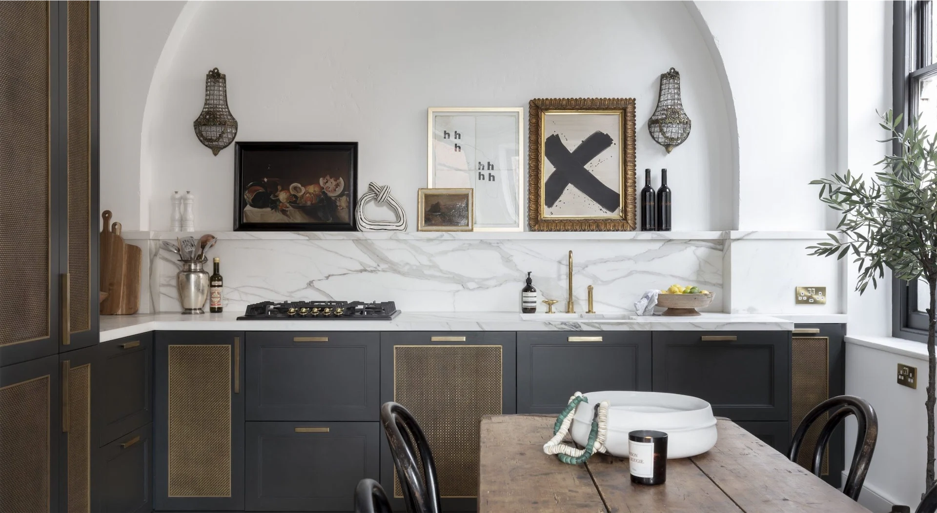 Inside this stunning apartment in a listed Georgian townhouse