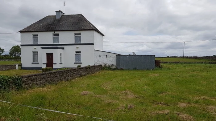 3 family homes around Ireland on the market for under €100,000