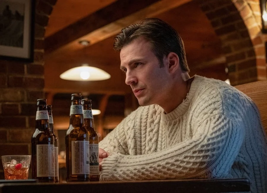 Chris Evans accidentally leaked a nude photo, here is the online reaction