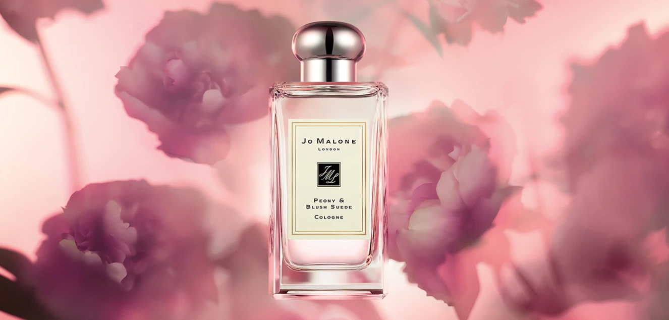 Beauty that gives back for Breast Cancer Awareness Month Beauty that gives back for Breast Cancer Awareness Month