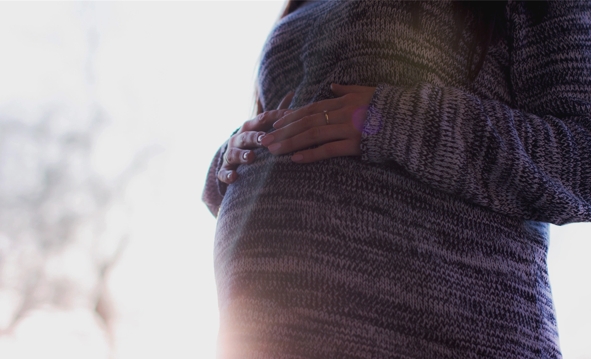 Simple steps to improve sleep and manage stress during pregnancy