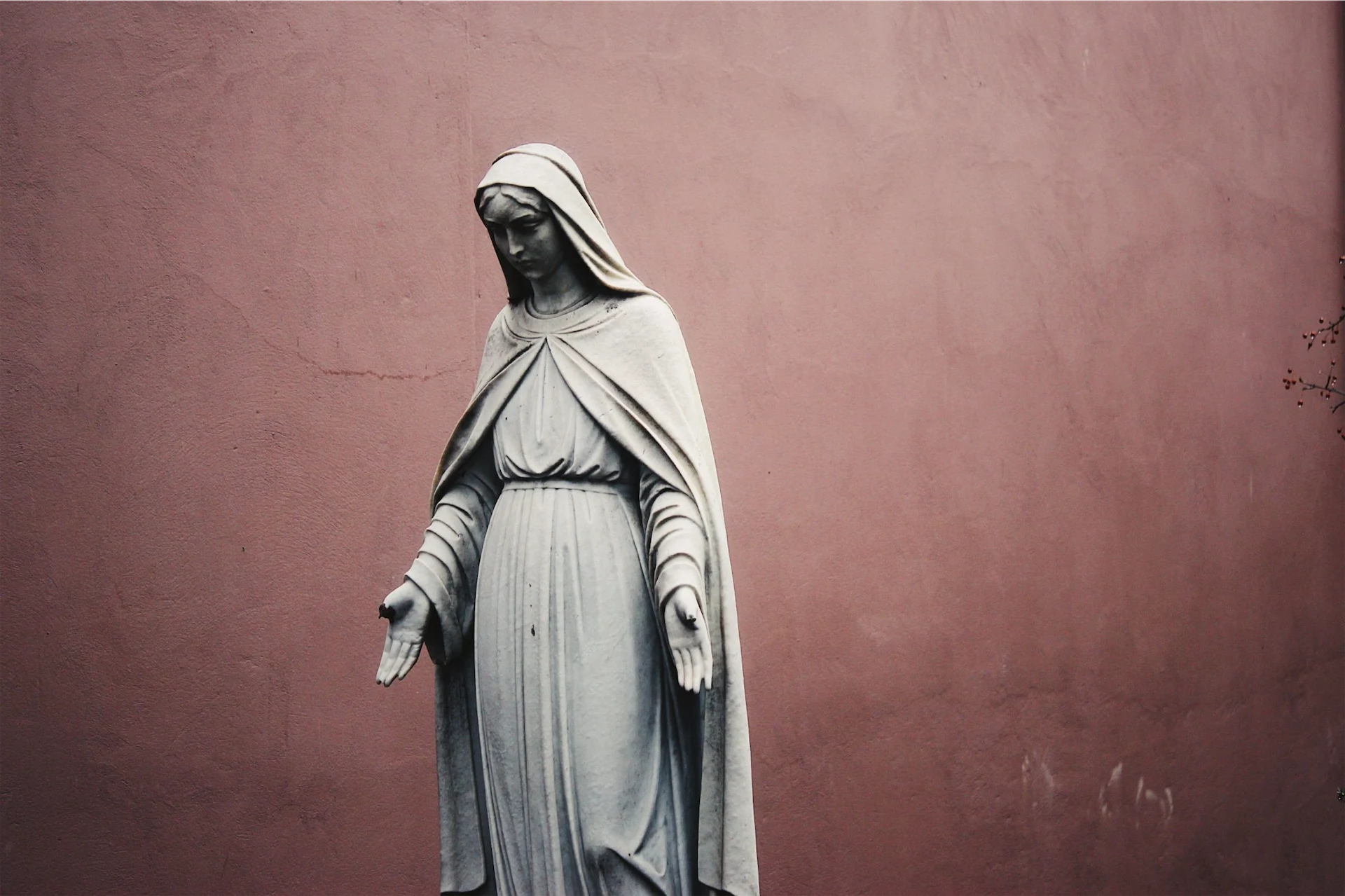 Catholic symbols are being phased out of State schools