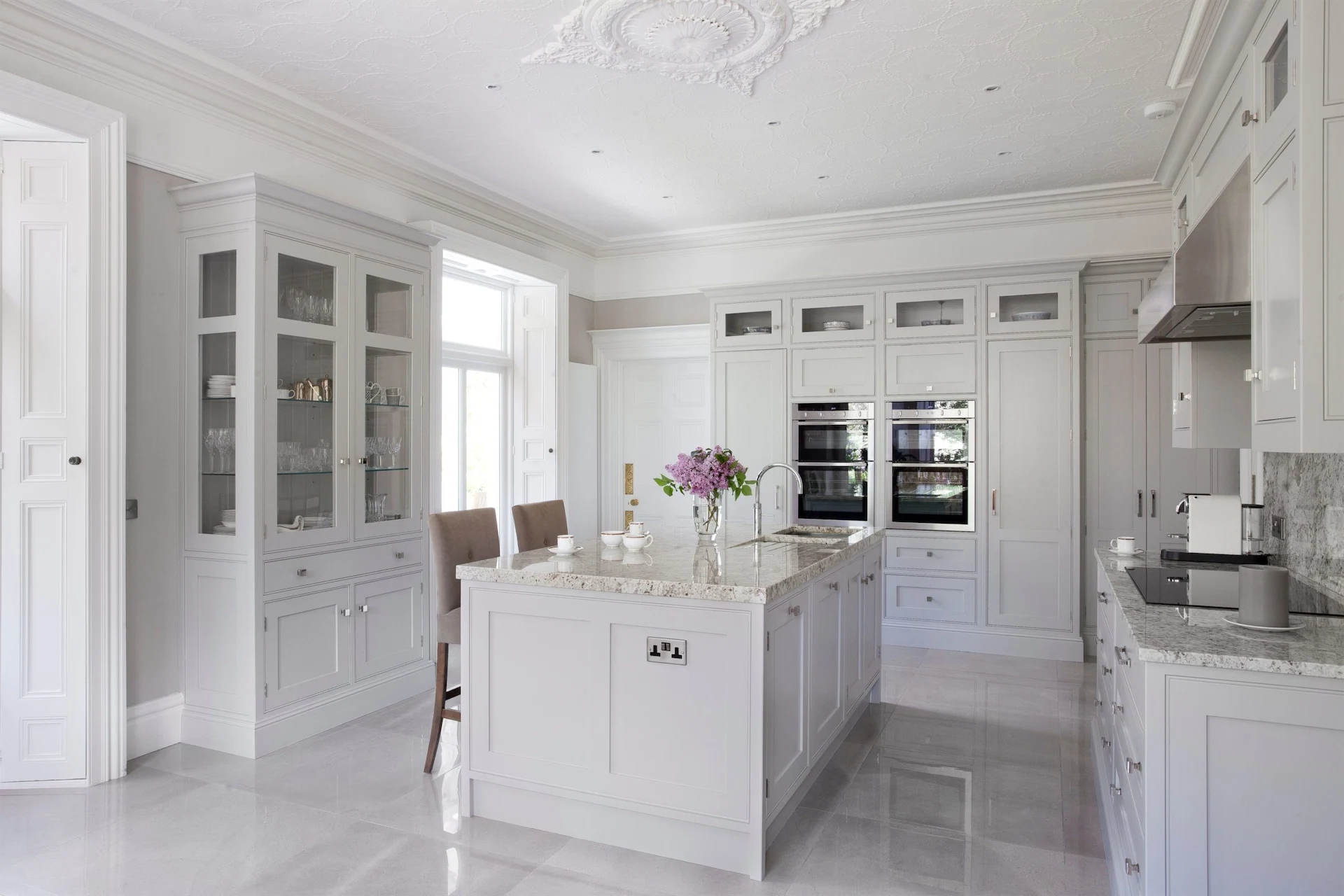 From coffee and chats to entertaining a crowd, how to ensure your kitchen is the social hub of your home From coffee and chats to entertaining a crowd, how to ensure your kitchen is the social hub of your home