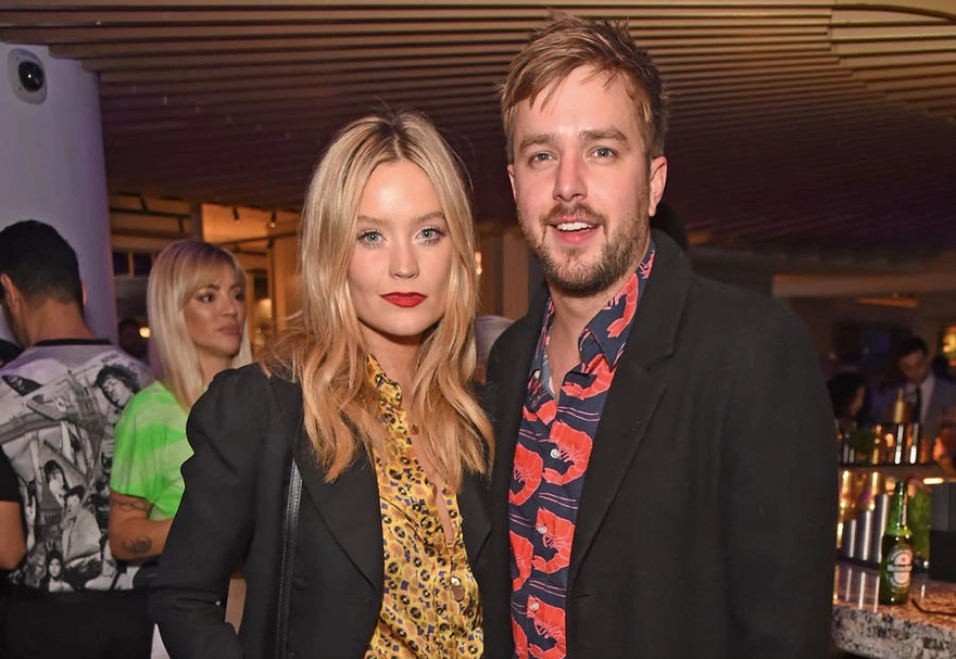 ‘It’s been hard to keep such happy news quiet’: Laura Whitmore announces pregnancy news with sweet snap ‘It’s been hard to keep such happy news quiet’: Laura Whitmore announces pregnancy news with sweet snap