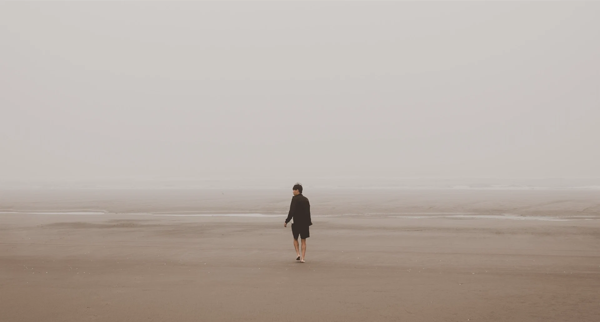 Life after loss: “I declared openly which of the seven stages of grief I was experiencing. Only I lied. Inside, I was in fact falling apart.”