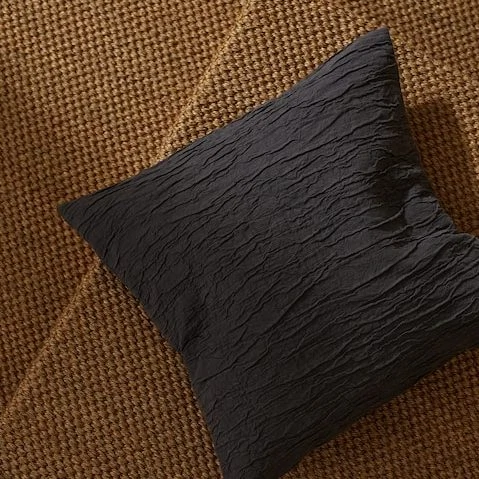 Textured cotton cushion case set, €25.99