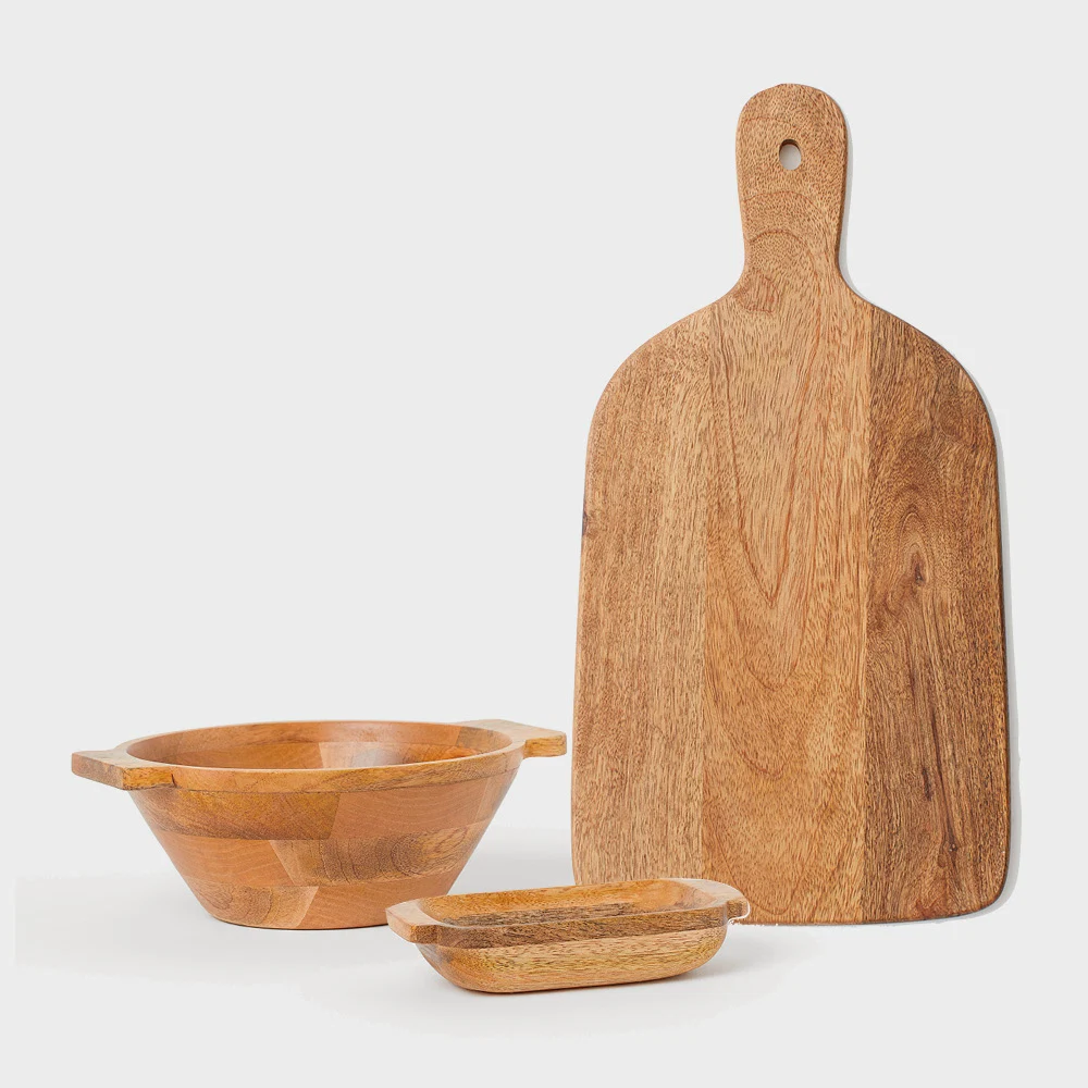 Wooden serveware, from €9.99