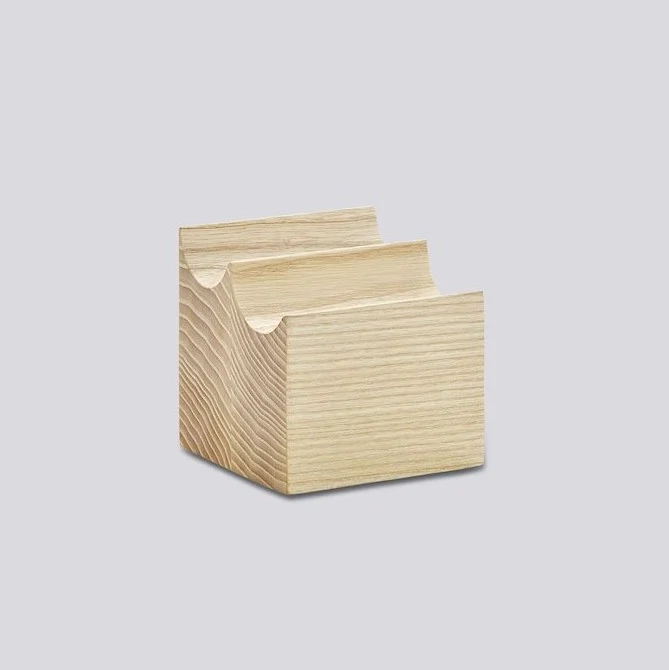 Pen & pencil holder, €18