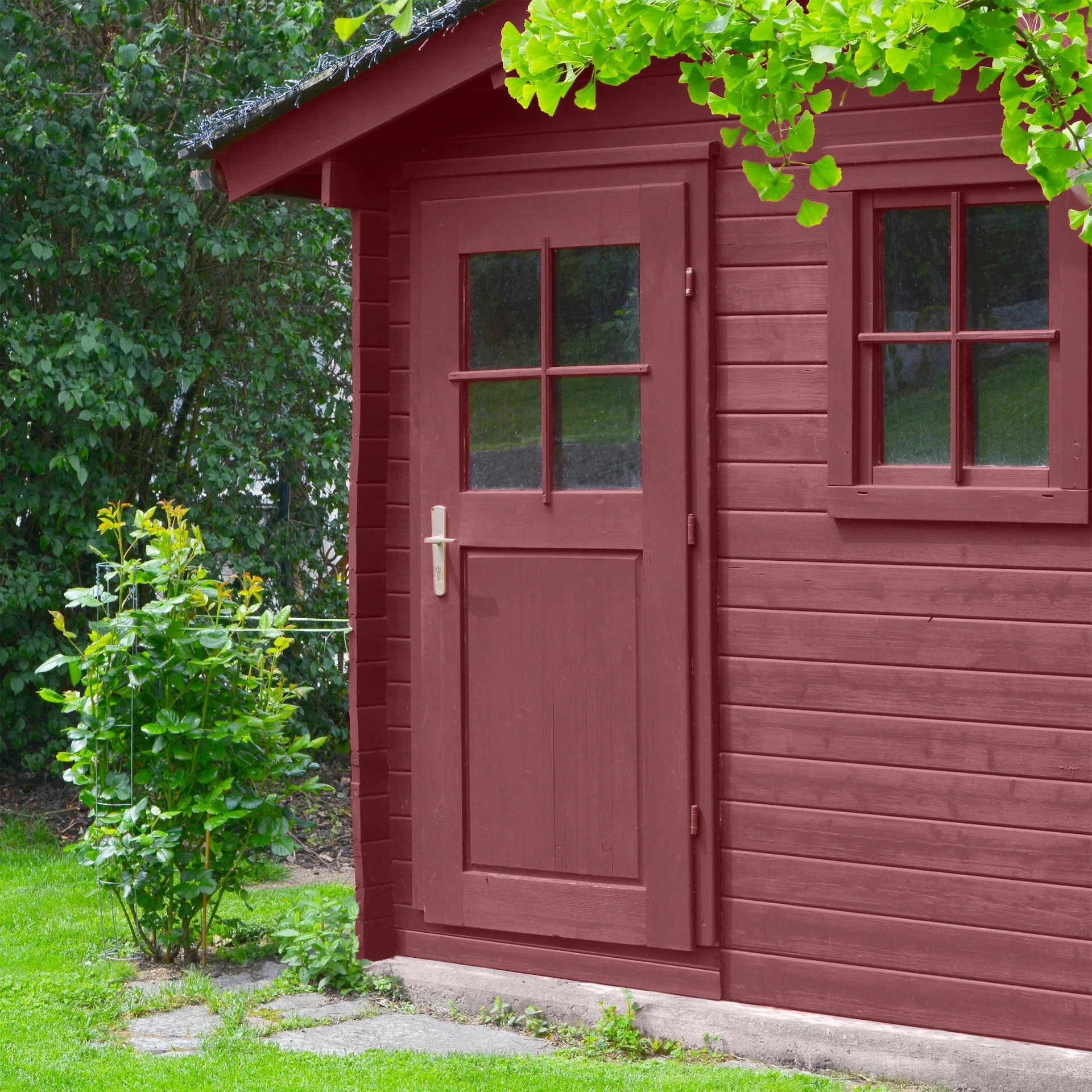 From benches and sheds to your front door: a guide to painting outdoor wood
